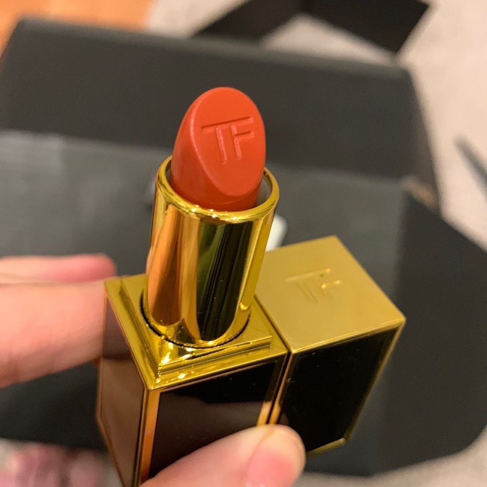 TOM FORD Lip Color Matte Lipstick 16 scarlet rouge NEW IN BOX - Picture 2 of 9